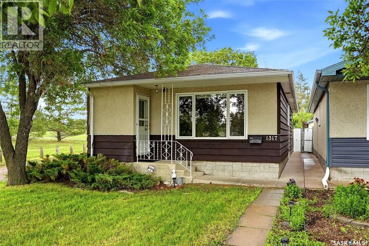 Property Photo:  1317 Kent Street  SK S4T 5T2 