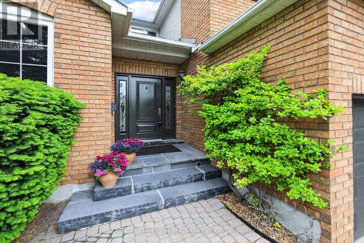 Property Photo: 274 Kirby Crescent ON L3X 1H4