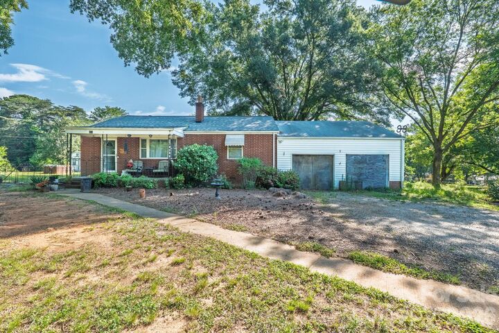Property Photo: 655 Edmiston Road NC 28125