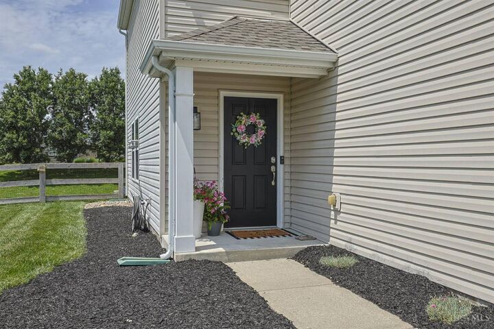 Property Photo:  289 Hennepin Drive  OH 45039 