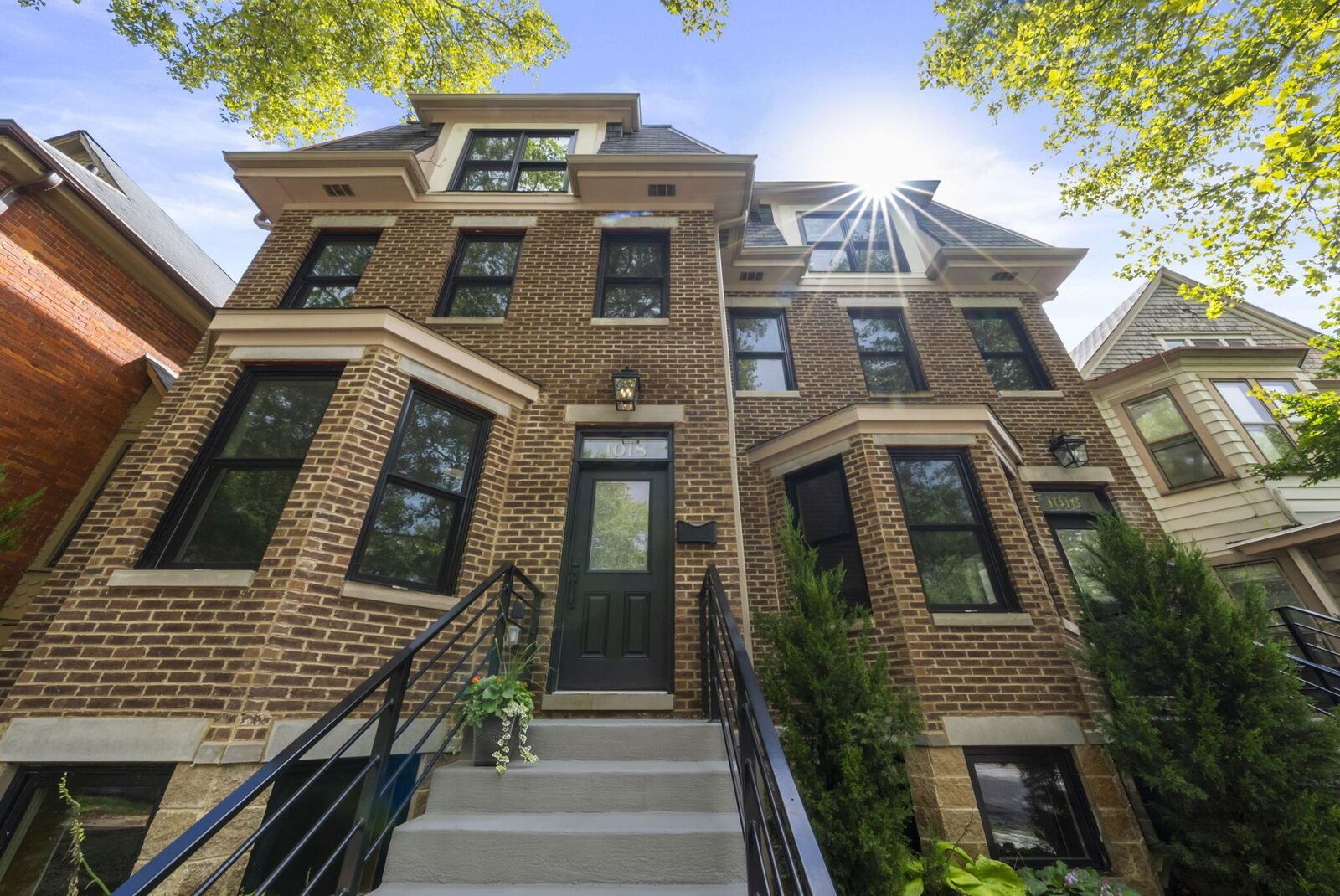 Property Photo:  1018 Neil Avenue  OH 43201 