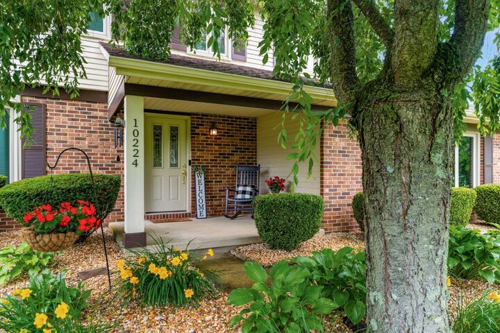 Property Photo: 10224 Fairfax Drive OH 43147