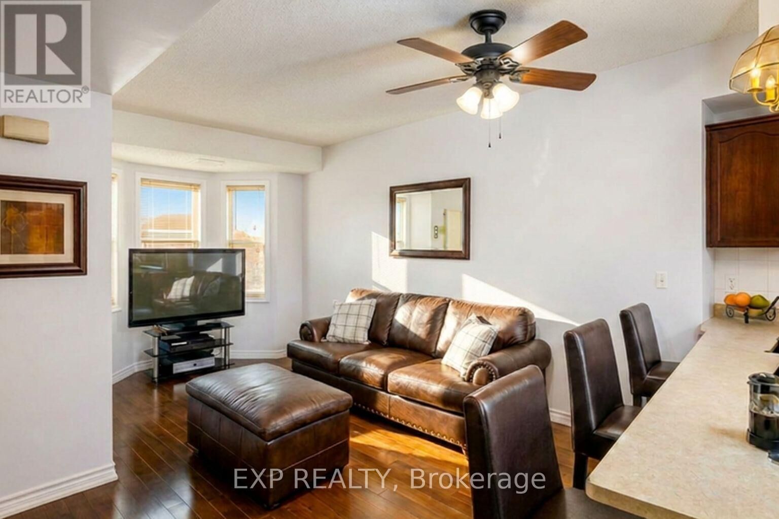 Property Photo: 760 Lawrence Avenue West 132 ON M6A 3E7