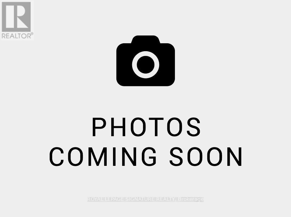 Property Photo: 666 Spadina Avenue 815 ON M5S 2H8
