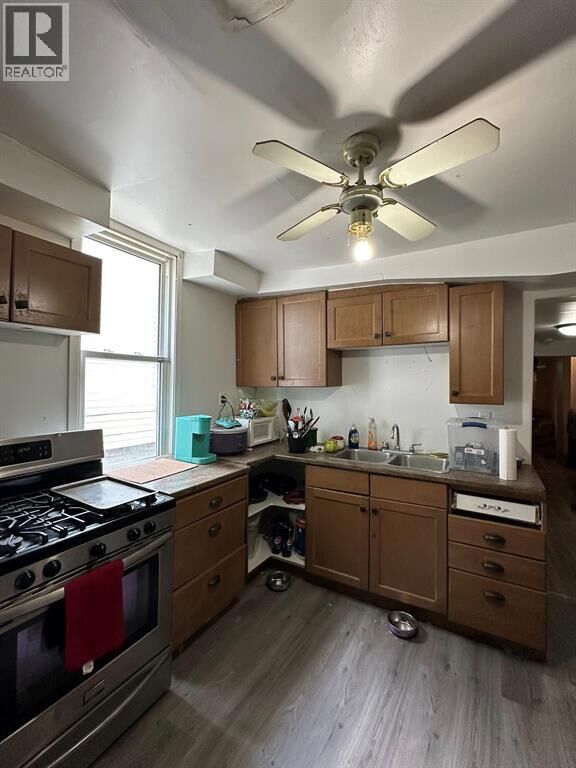 Property Photo:  234 Lochiel Street  ON N7T 4E1 