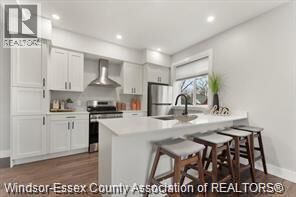 Property Photo: 120 Centre Street 1A ON N8M 1P9
