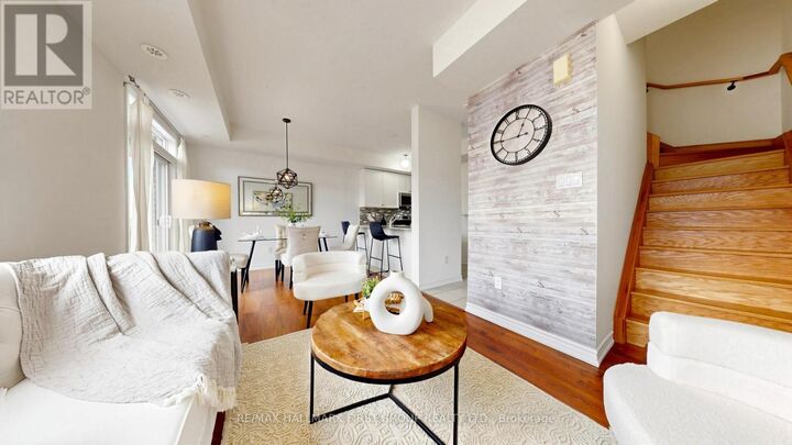 Property Photo:  2592 William Jackson Drive 90  ON L1X 0E5 