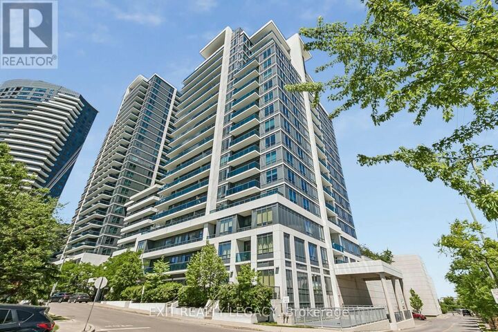 Property Photo:  7167 Yonge Street 710  ON L3T 0E1 