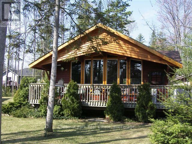 Property Photo:  72 59th Street South  ON L9Z 1V8 
