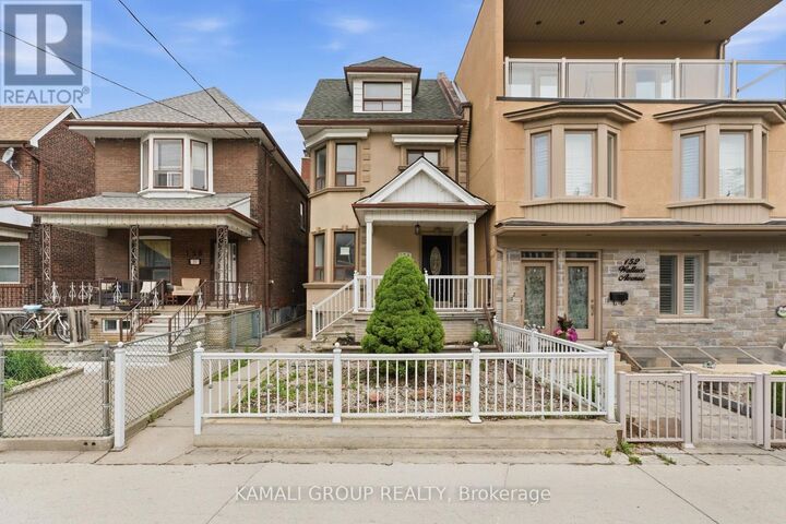 Property Photo:  154 Wallace Avenue  ON M6H 1V2 