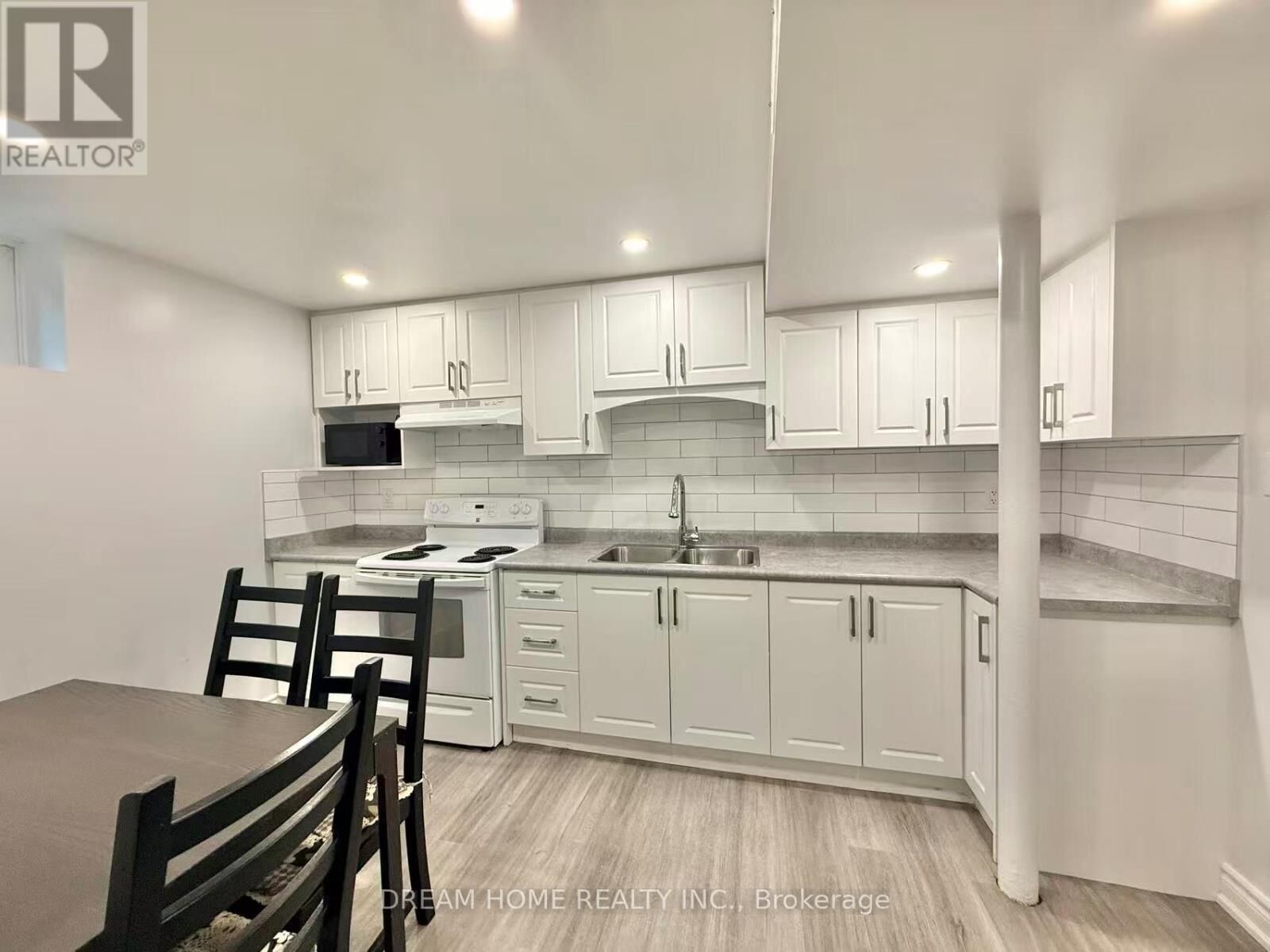 Property Photo:  5 Horizon Crescent Basement  ON M1T 2G2 