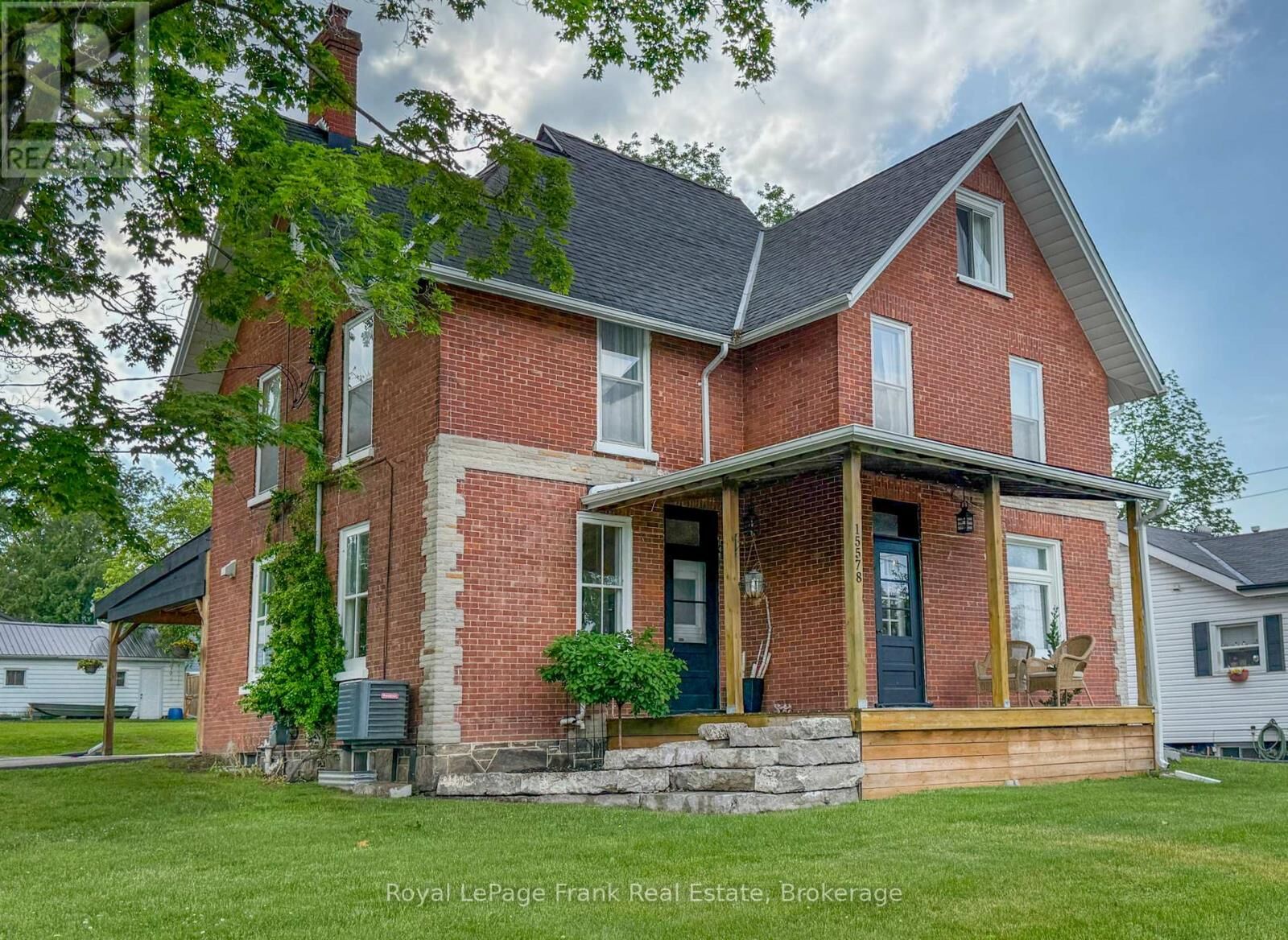 Property Photo:  15578 Simcoe Street  ON L9L 1M2 