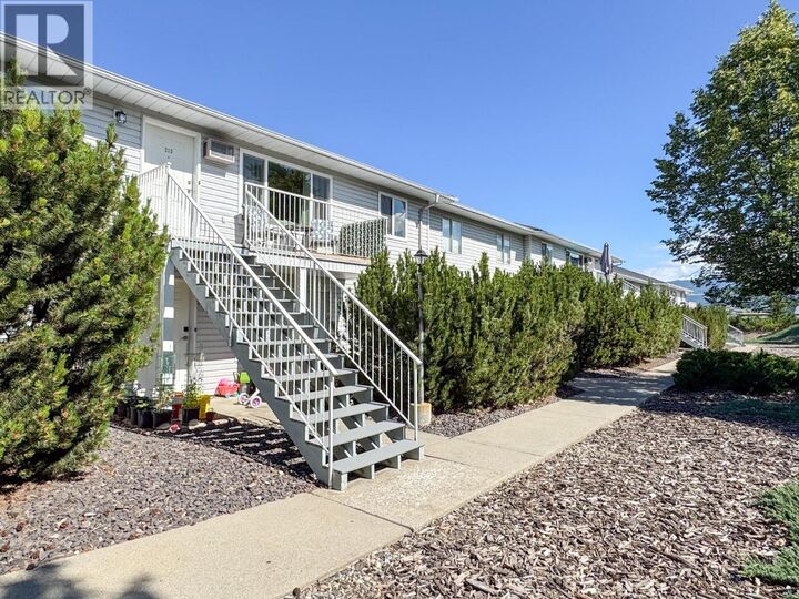 1047 Middleton Way 213 — photo 1