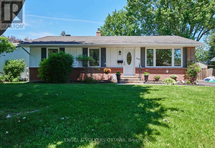 2123 Blue Jay Crescent — photo 1
