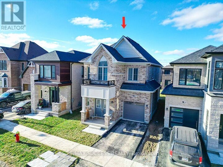 Property Photo: 605 Etheridge Avenue ON L9E 1V5