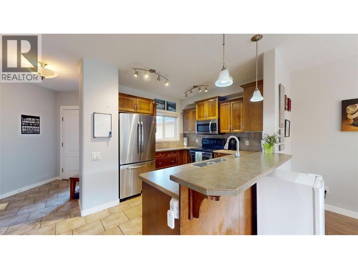 Property Photo:  218 Glen Park Drive 21  BC V1V 2W3 