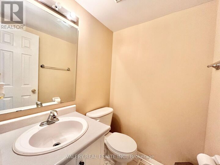 Property Photo:  80 Acorn Pl Place 61  ON L4Z 4E1 