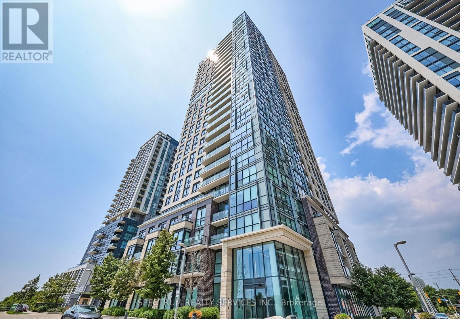 Property Photo:  20 Thomas Riley Road West 207  ON N9B 1B1 