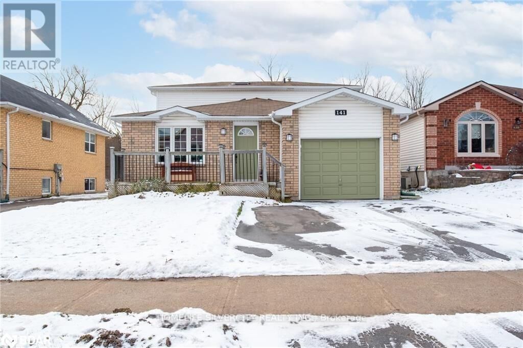 Property Photo: 141 Athabaska Road ON L4N 8E5
