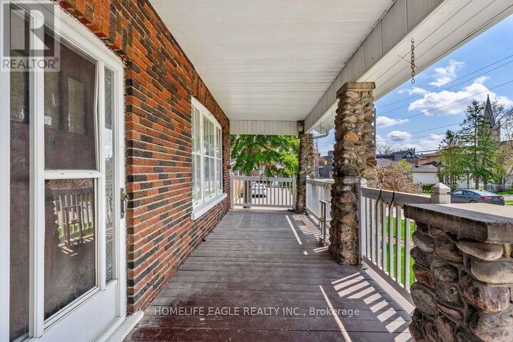 Property Photo:  54 Wellington Street  ON K9V 3N5 