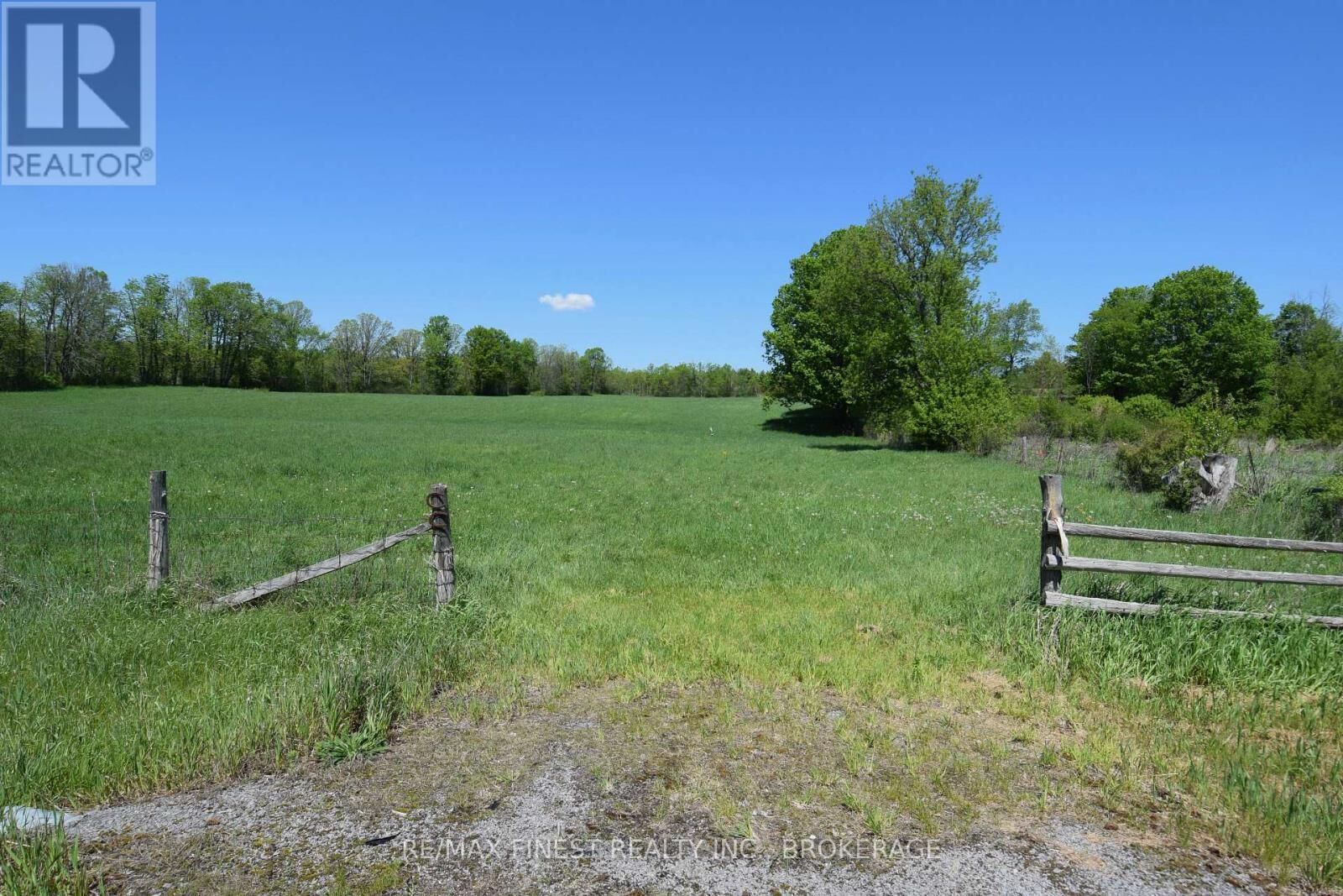 Property Photo:  1005 County Road 14  ON K0K 1Z0 