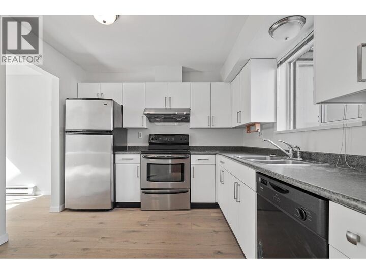 Property Photo:  7400 Minoru Boulevard 17  BC V6Y 3J5 