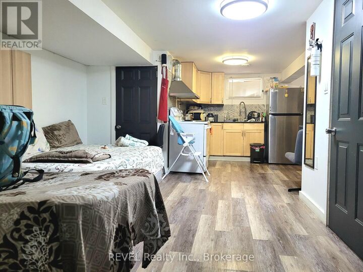 Property Photo: 5675 Peer Street ON L2G 1W9