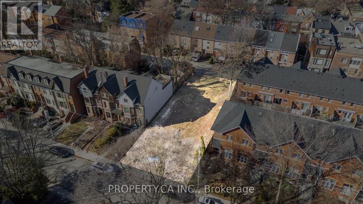 Property Photo:  238 Berkeley Street  ON M5A 2X4 