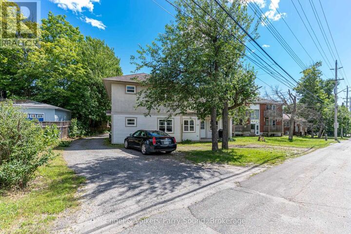 Property Photo: 128 Isabella Street ON P2A 1N1