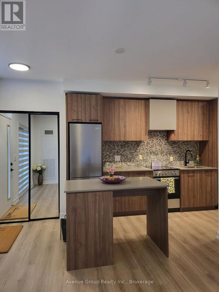 Property Photo:  20 Lagerfeld Drive B005  ON L7A 5L4 