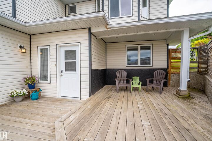 Property Photo: 1808 7 Street AB T9M 1M7