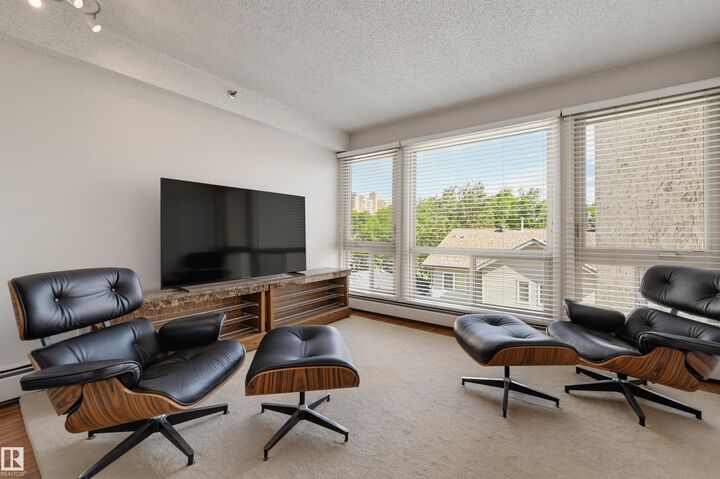 Property Photo: 10171 119 Street NW 403 AB T5K 1Z1
