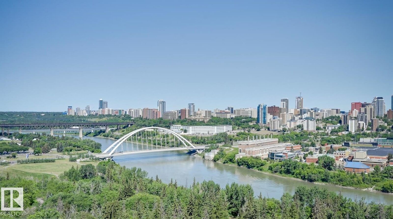 Property Photo: 10149 Saskatchewan Drive NW 1101 AB T6E 6B6