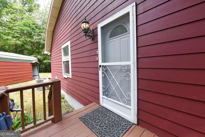 Property Photo: 34 Summerhill Lane GA 30512
