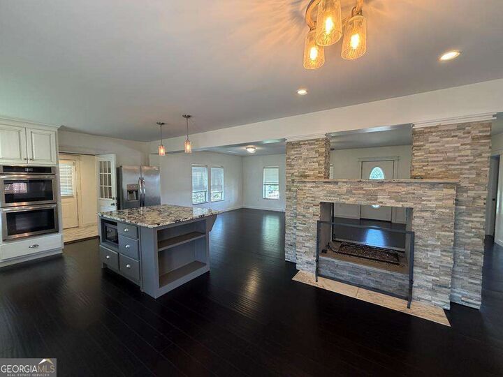 Property Photo:  17 Town Square Road  GA 30560 