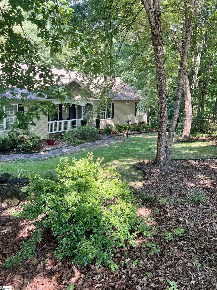 Property Photo: 161 Timberlake Drive SC 29349