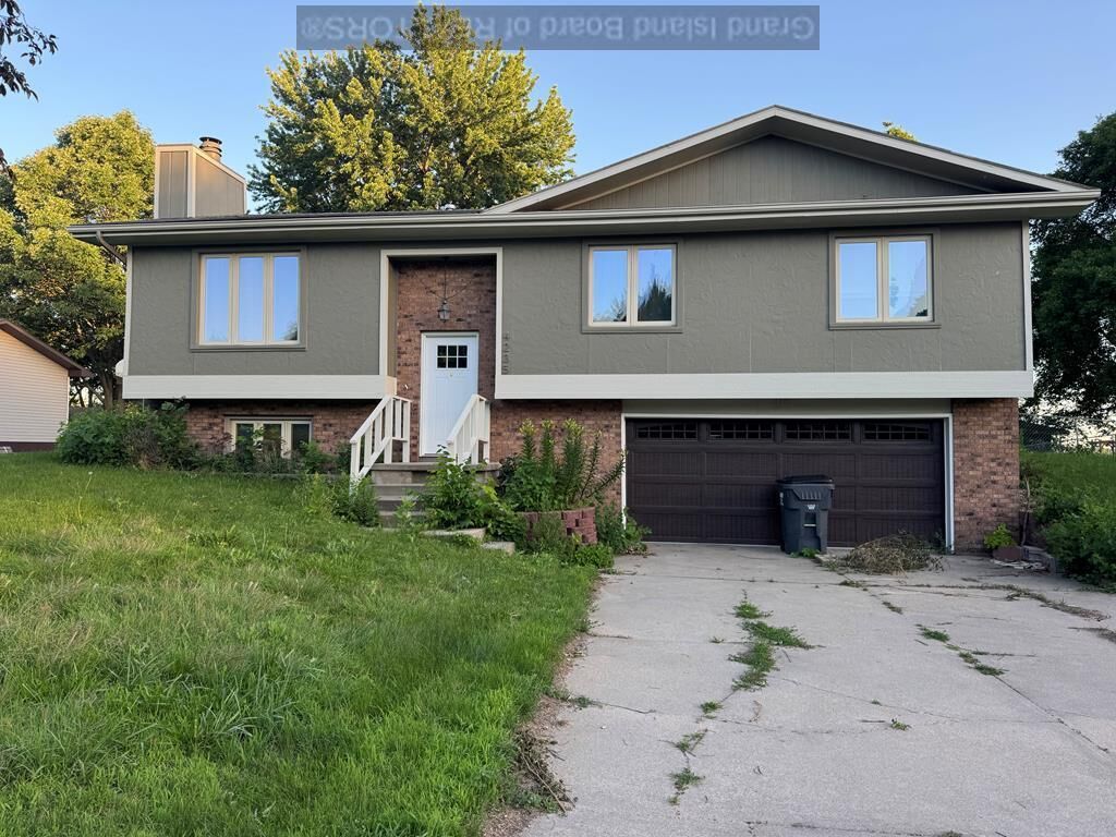 Property Photo:  4235 Calvin Drive  NE 68801 