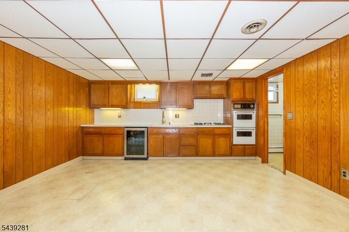 Property Photo:  417 Linden Ave  NJ 07065 