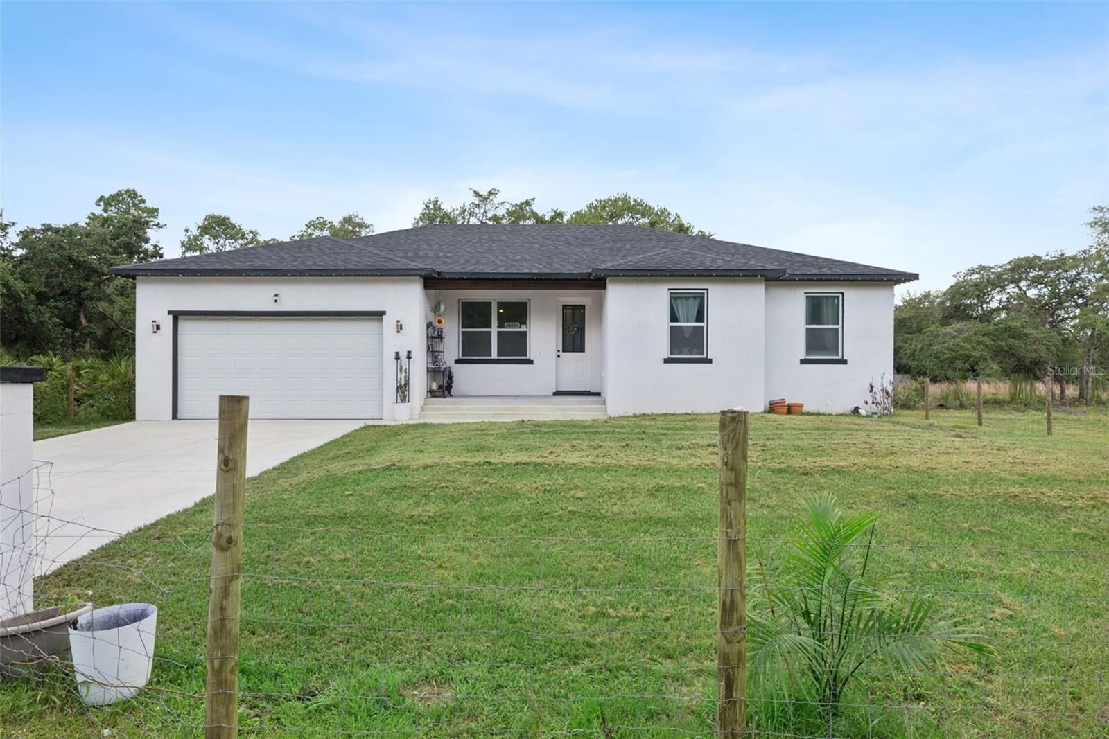 Property Photo: 45551 Carolina Street FL 32767