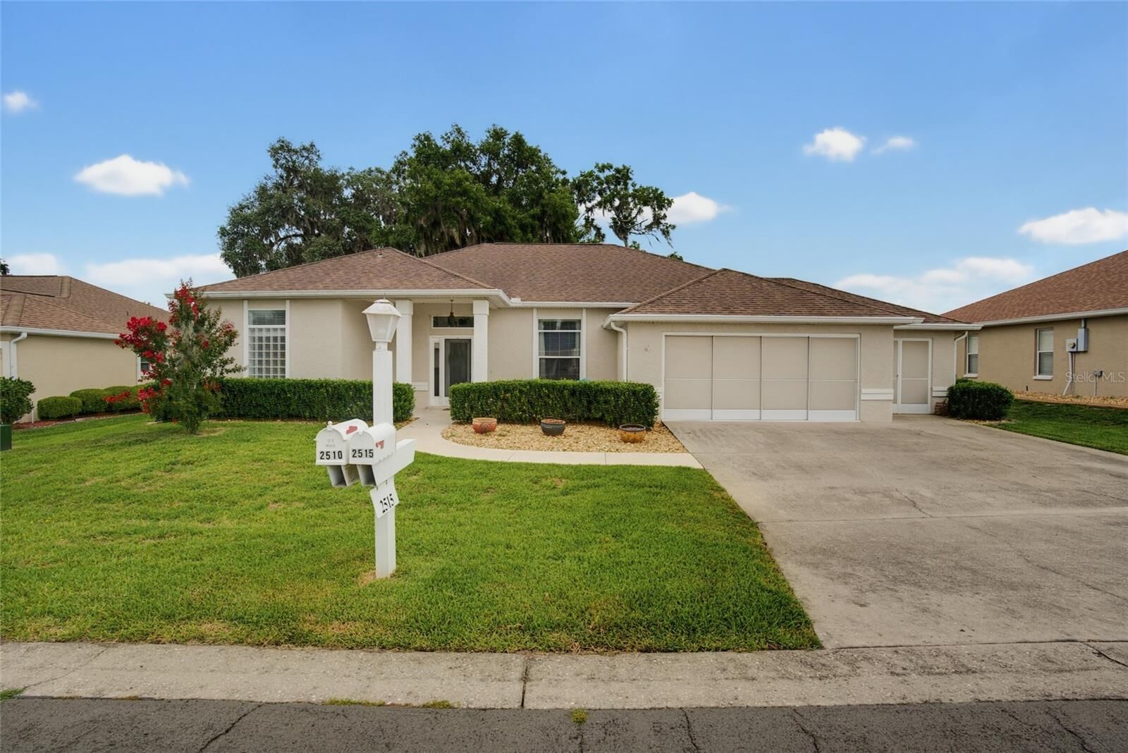 Property Photo: 2515 NW 53rd Avenue Road FL 34482