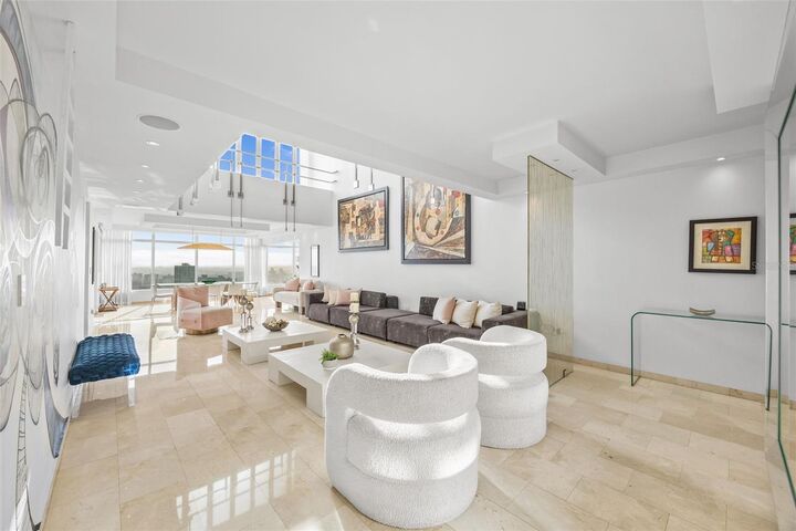 Property Photo:  14 Rd 833, La Cima Ph 1901  PR 00969 
