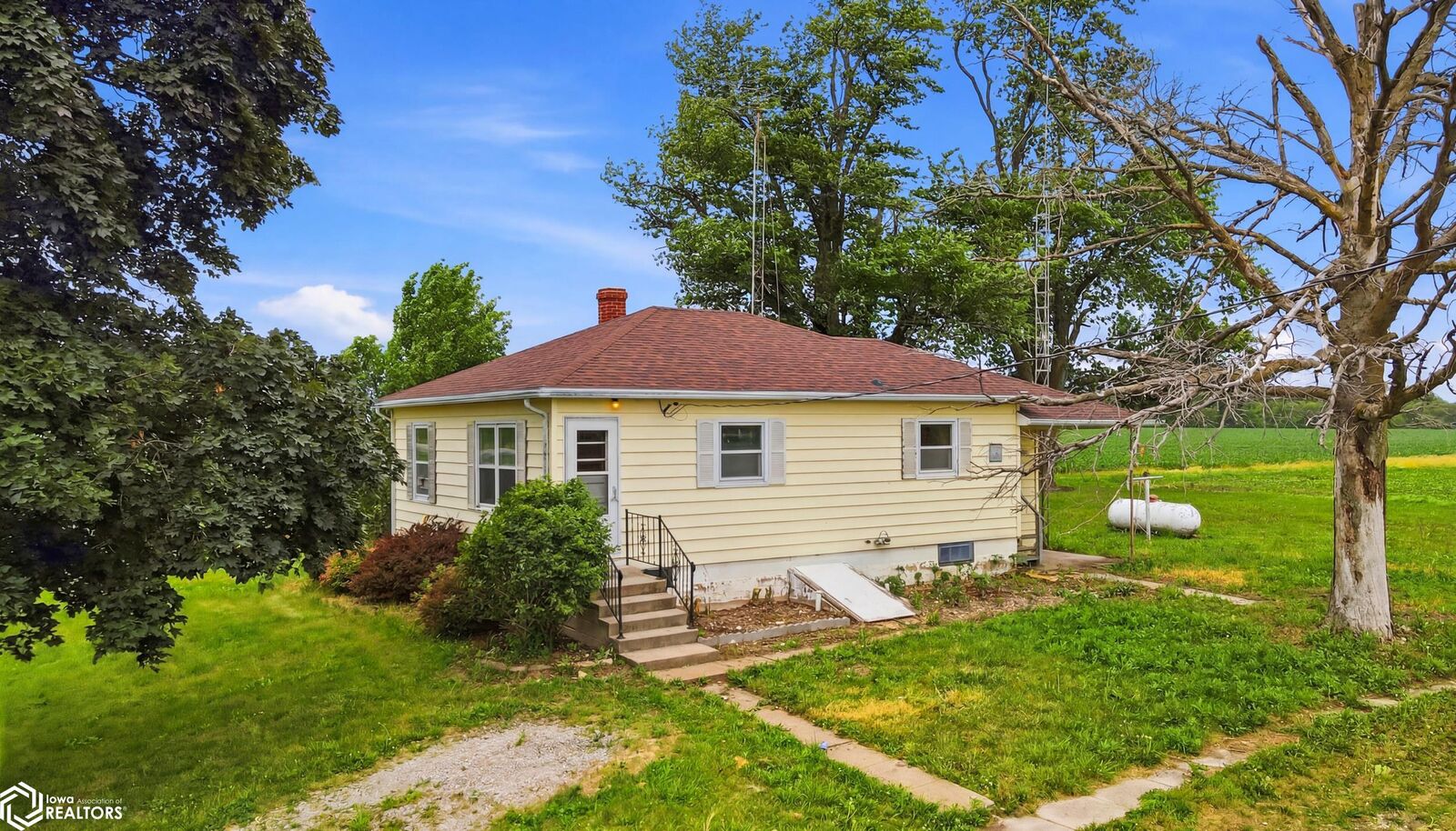 Property Photo:  2753 260th Street  IA 52645 