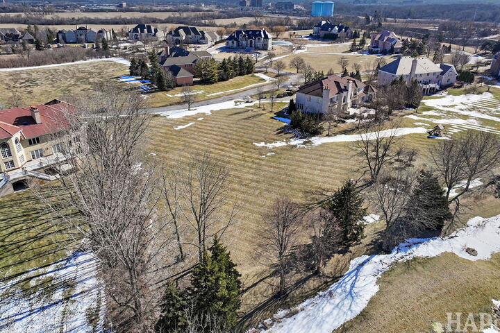 Property Photo: 19 Star Lane IL 60010