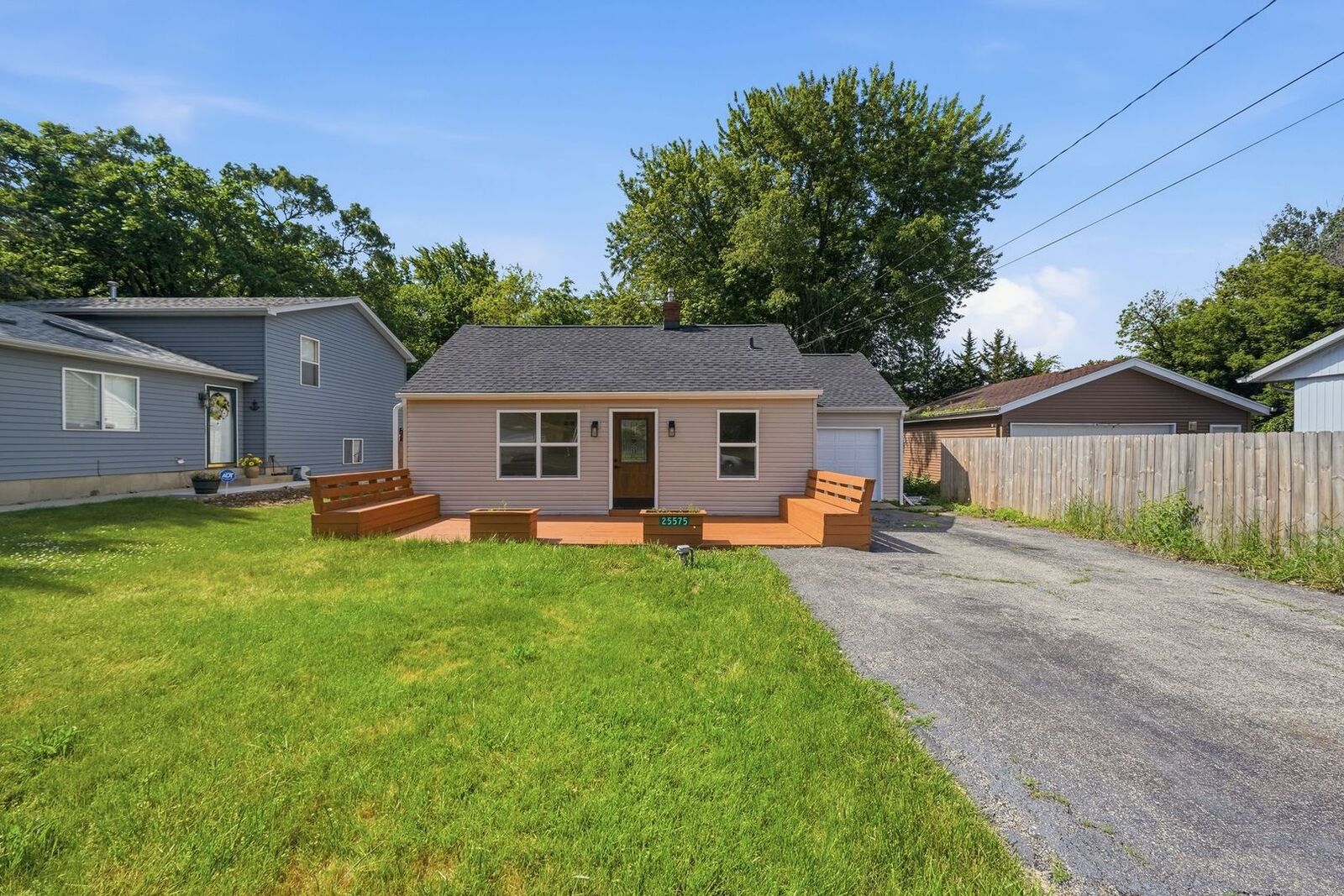 Property Photo: 25575 Orchard Avenue IL 60041