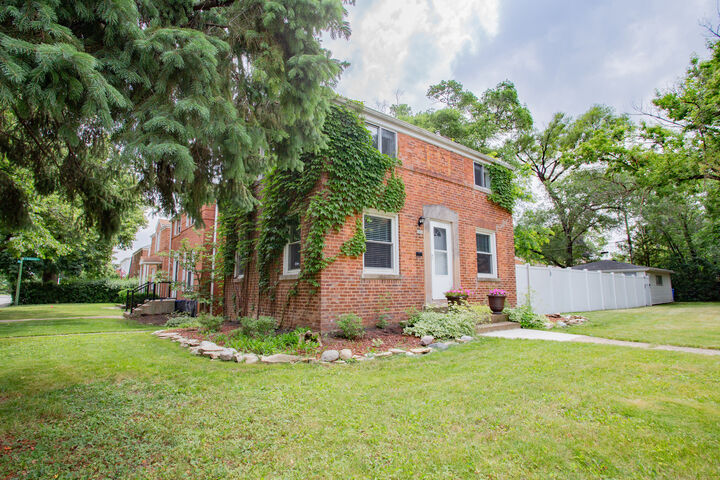 Property Photo: 5356 N Oketo Avenue IL 60656