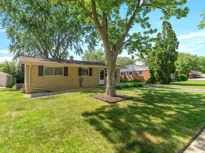 Property Photo:  317 Fairlane Drive  IL 60435 