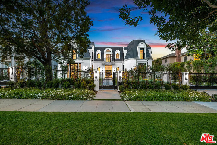 Property Photo:  616 N Alpine Drive  CA 90210 