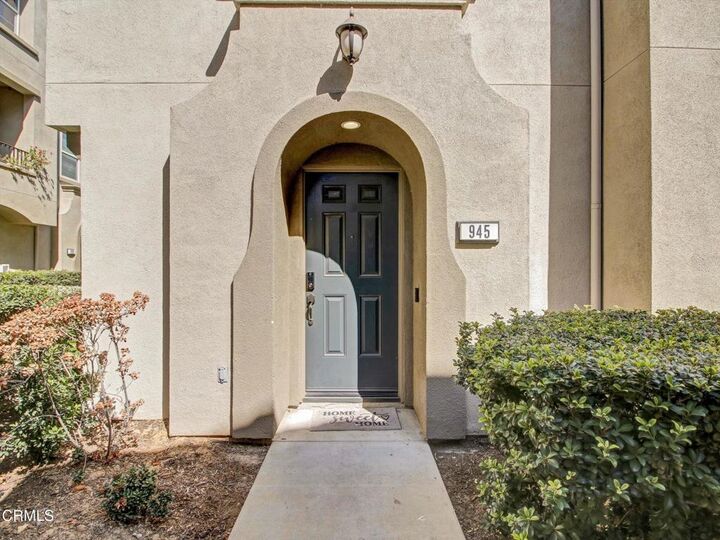 Property Photo: 945 Acacia Lane CA 90640