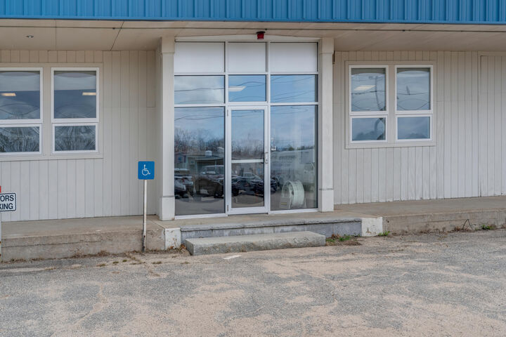 Property Photo: 38 Rainbow Lane ME 04073