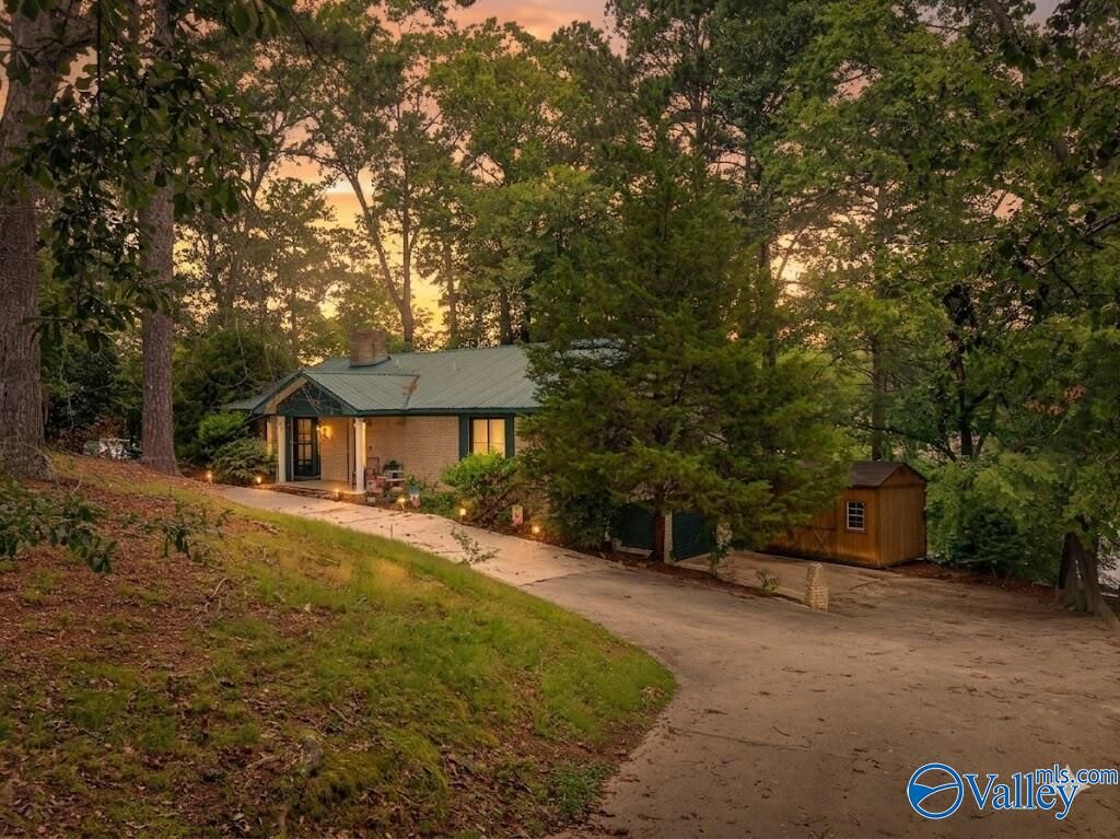 Property Photo: 1416 Leota Lake Drive N AL 35907